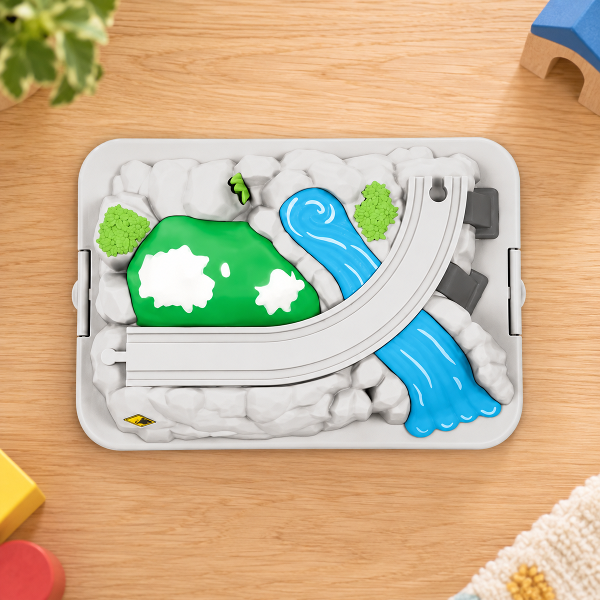 Battat Mountaintop Express 47-Piece Train Set