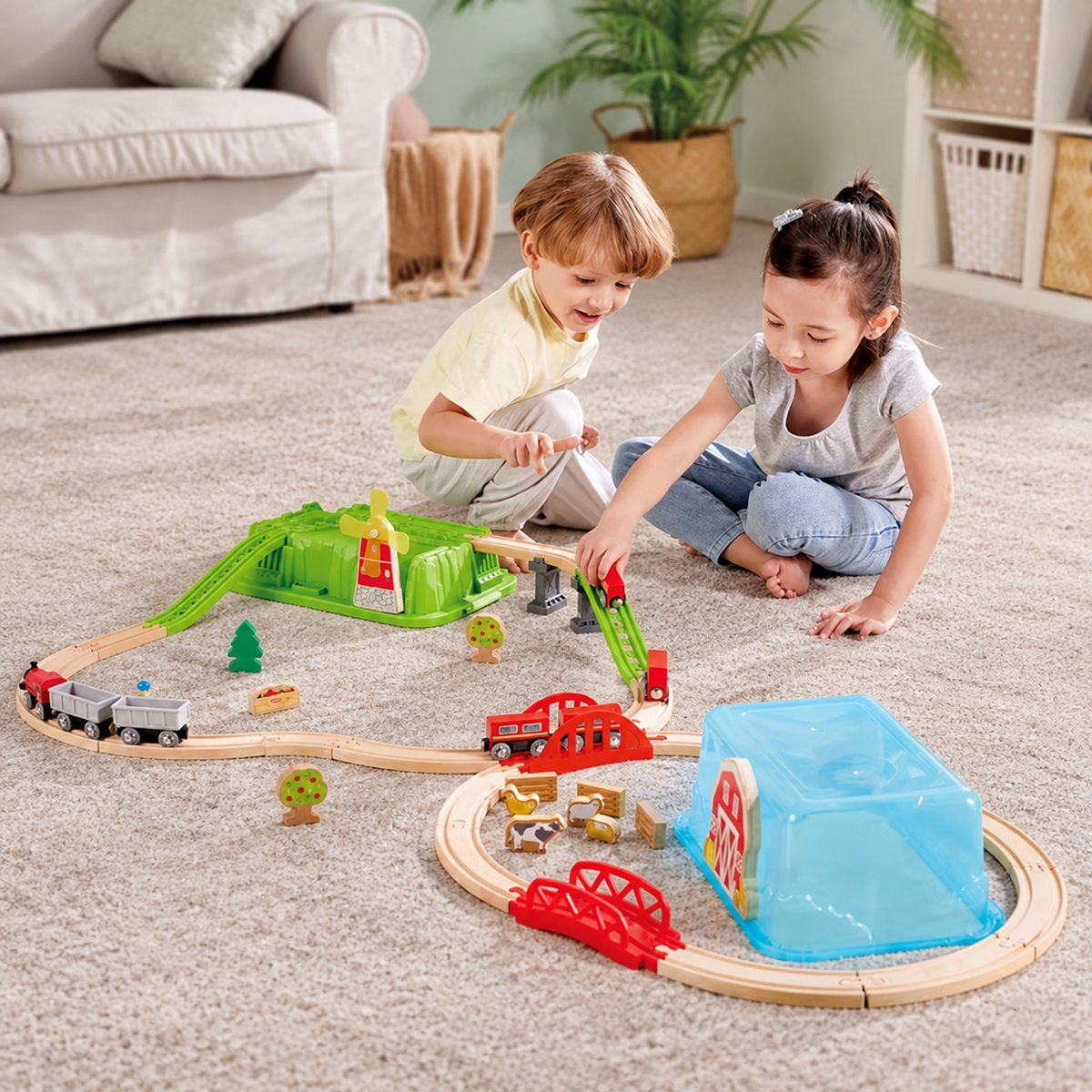 Battat Mountaintop Express 47-Piece Train Set
